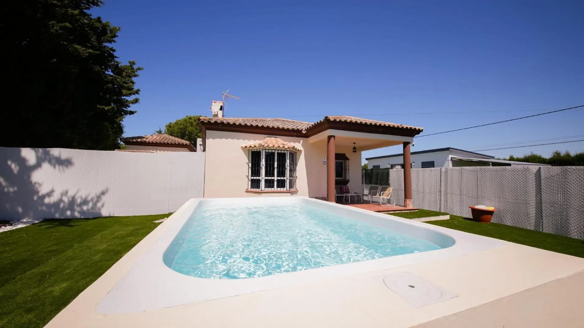 Villa Casa Nativa à Chiclana de la Frontera 0*,